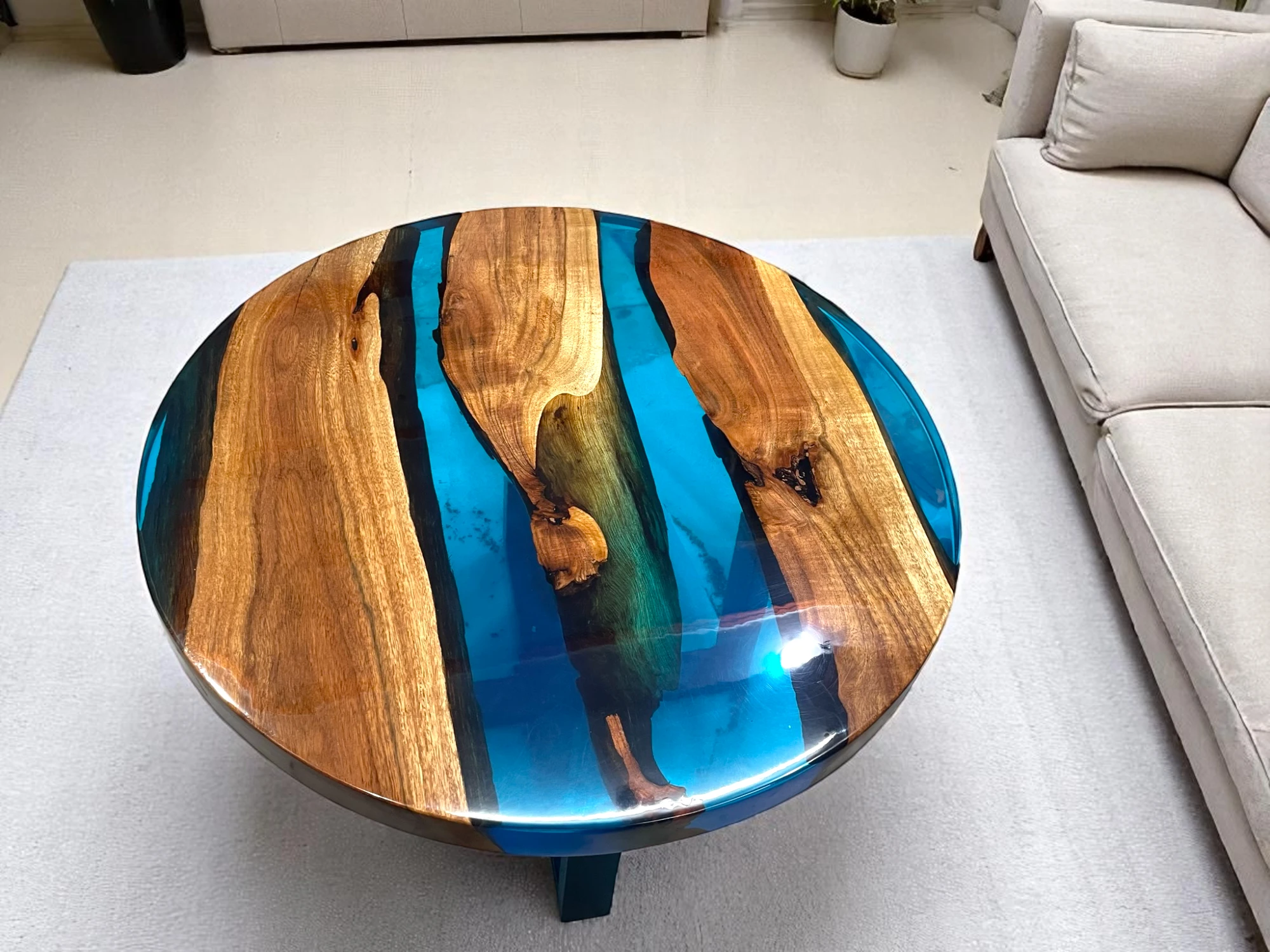 Oak Wood Epoxy Table Round - Mid Century Modern 